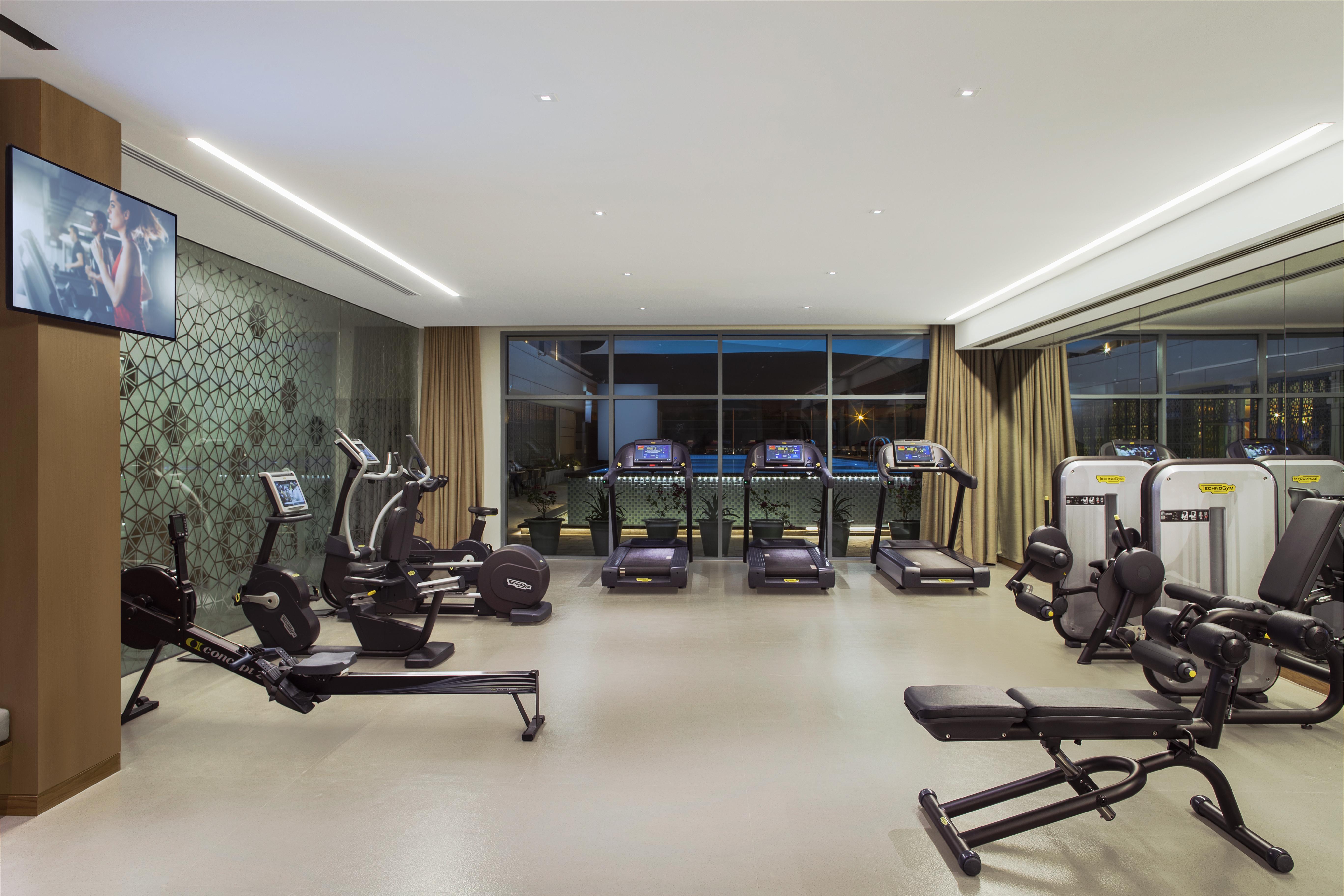 Novotel Muscat Airport Exterior foto