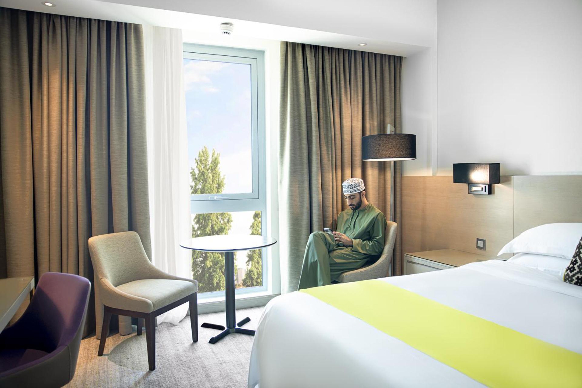 Novotel Muscat Airport Exterior foto